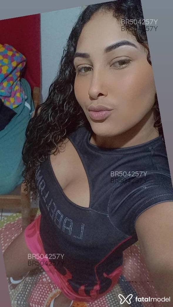 Acompanhante mulher com cabelo castanho de olhos castanhos em Vacaria - Carol morena