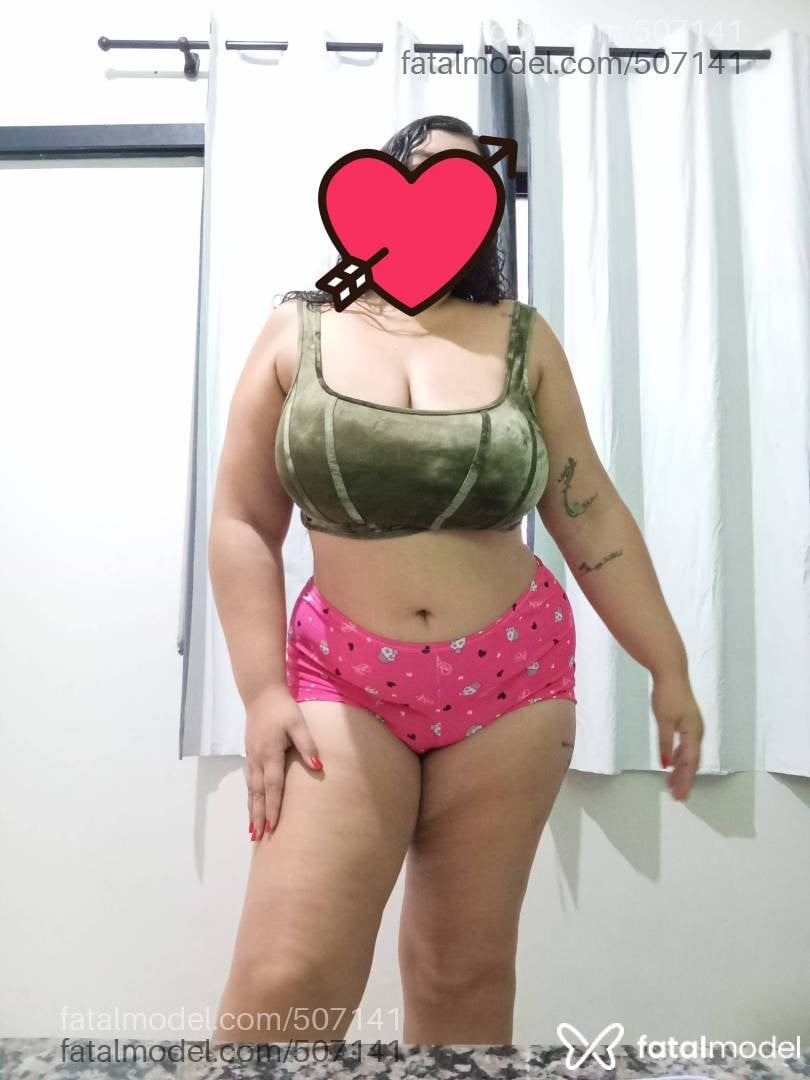 Acompanhante mulher morena (o) de olhos castanhos - Thammy