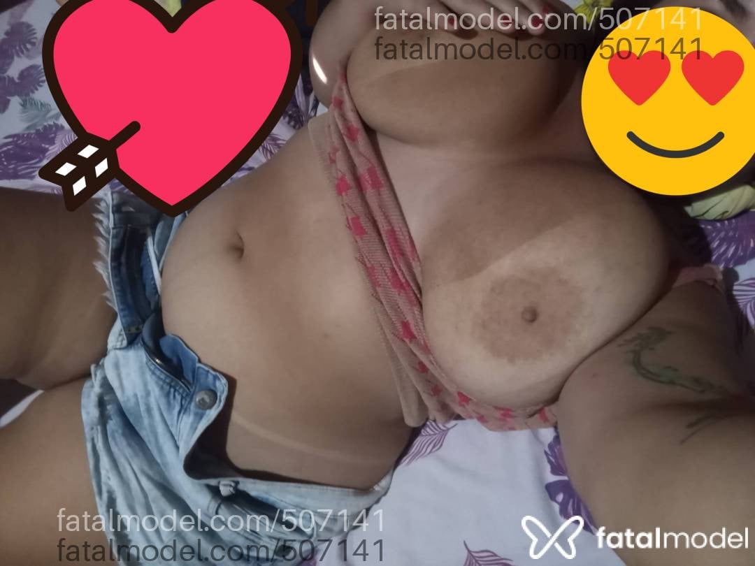 Acompanhante mulher morena (o) de olhos castanhos - Thammy