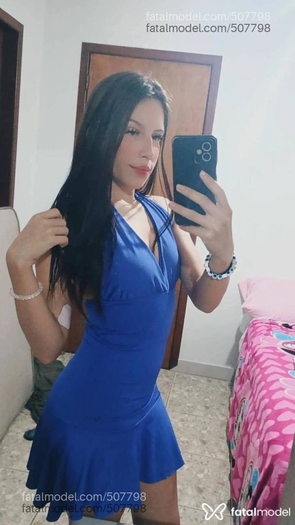 Acompanhante mulher morena (o) de olhos castanhos - Alice