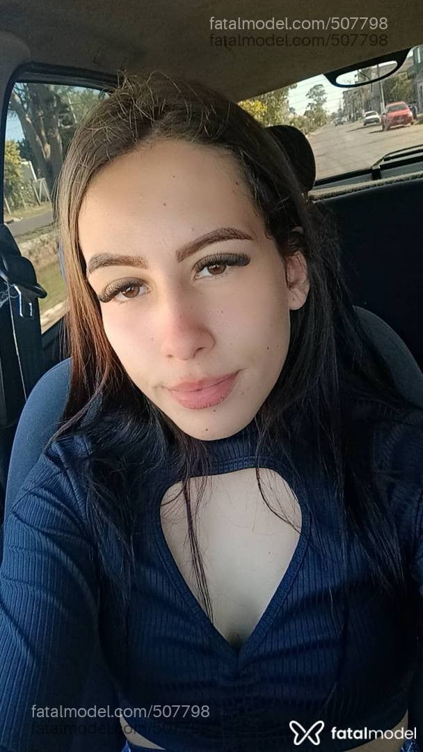 Acompanhante mulher morena (o) de olhos castanhos em Garopaba - Alice
