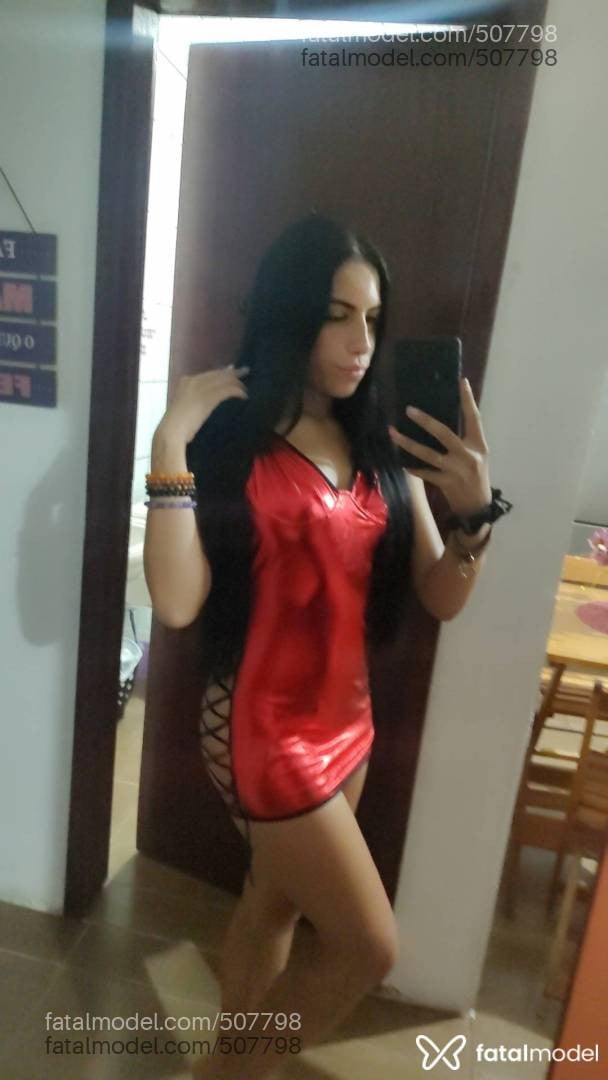 Acompanhante mulher morena (o) de olhos castanhos - Alice