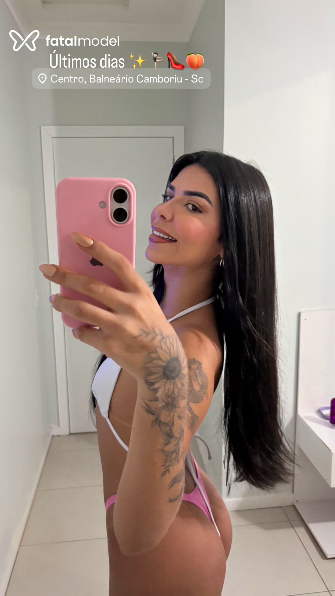 Acompanhante mulher trans morena (o) de olhos castanhos em Balneário Camboriú - Ana Clara Moura