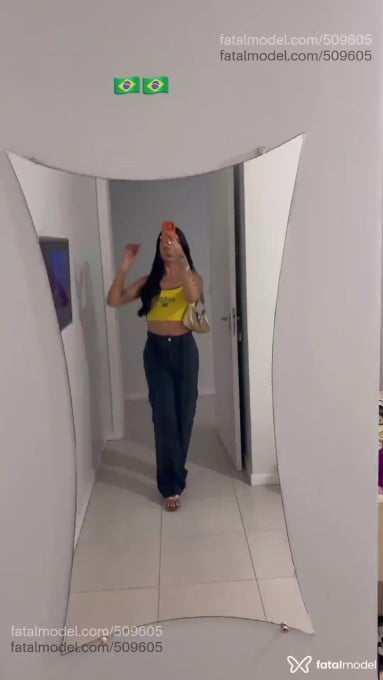 Acompanhante mulher trans morena (o) de olhos castanhos em Balneário Camboriú - Ana Clara Moura