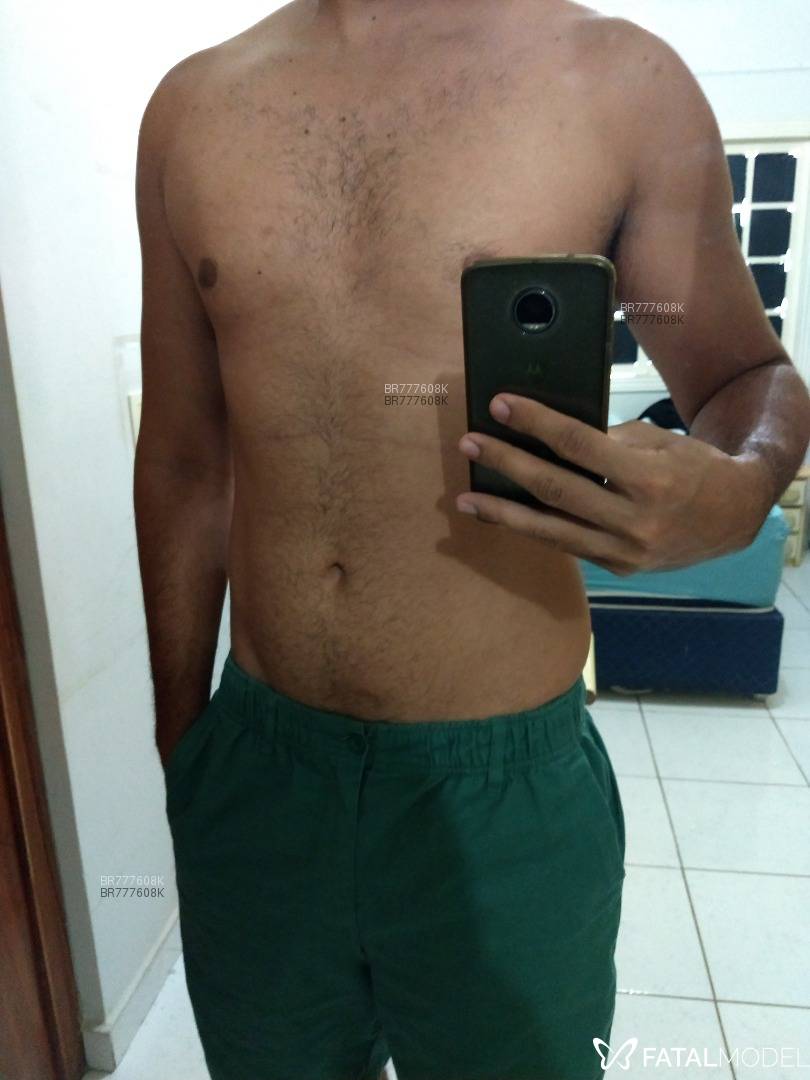 Acompanhante homem com cabelo castanho de olhos castanhos em Rio de Janeiro - Bemdotado