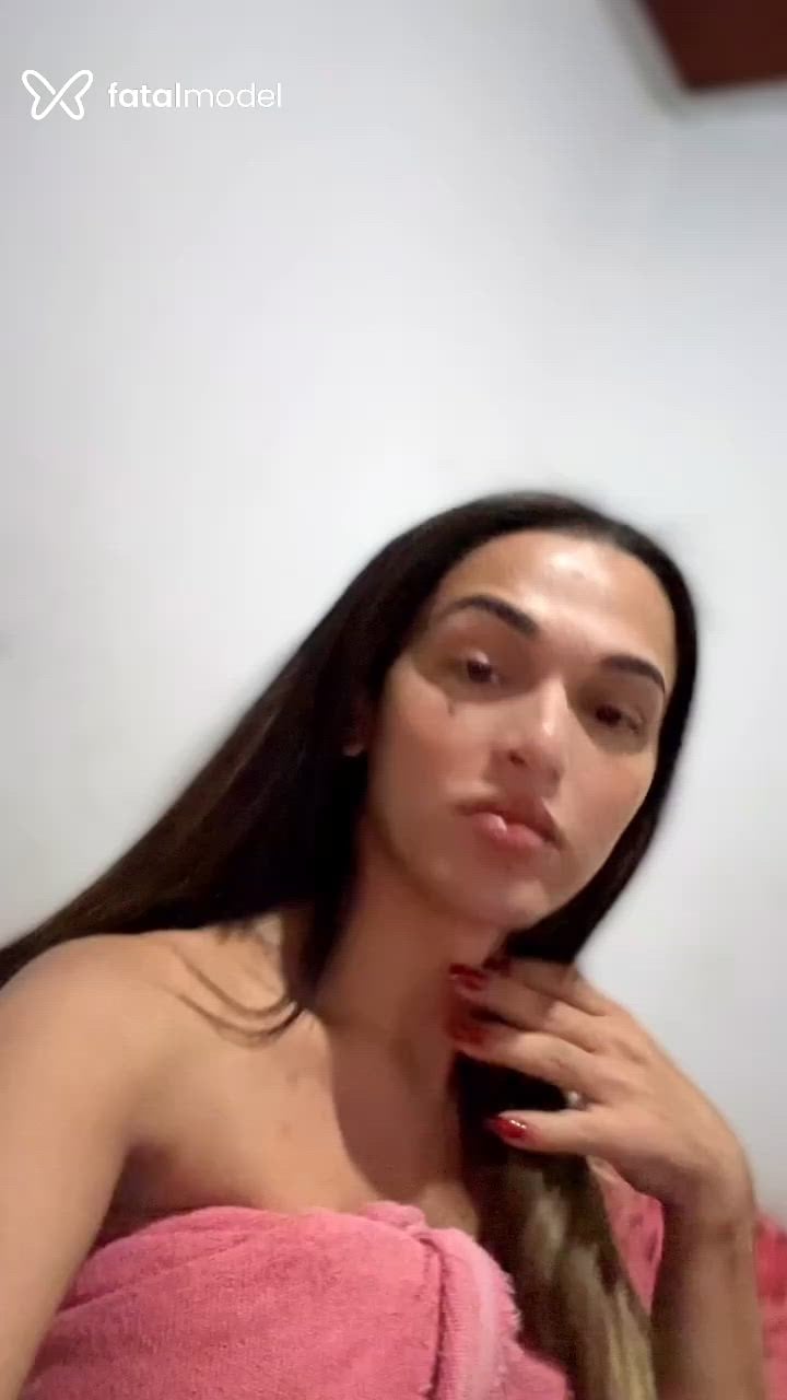 Acompanhante homem trans morena (o) de olhos verdes - PAOLLA SILVA