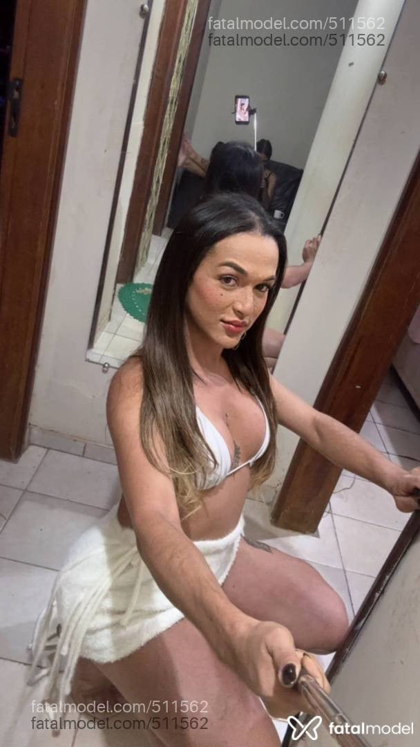 Acompanhante homem trans morena (o) de olhos verdes em Uberaba - PAOLLA SILVA
