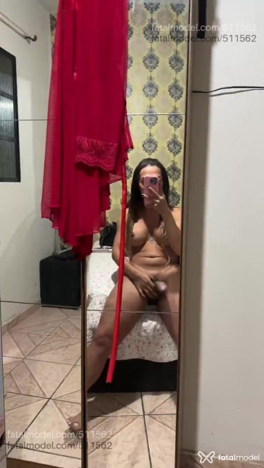 Acompanhante homem trans morena (o) de olhos verdes em Uberaba - PAOLLA SILVA