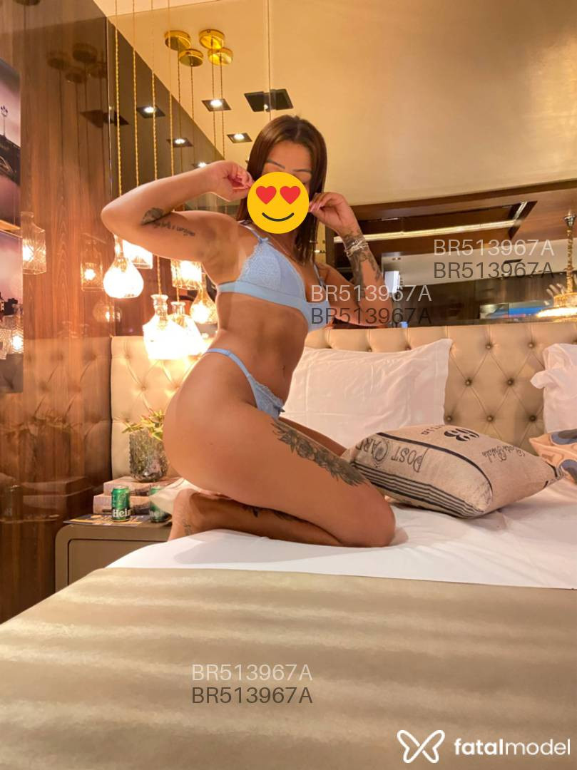 Acompanhante mulher com cabelo castanho de olhos castanhos em Uberaba - Jessica Alves