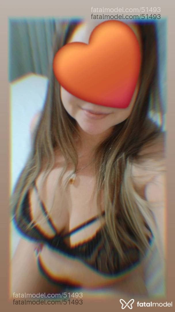 Acompanhante mulher loira (o) de olhos castanhos - Suzana Lima