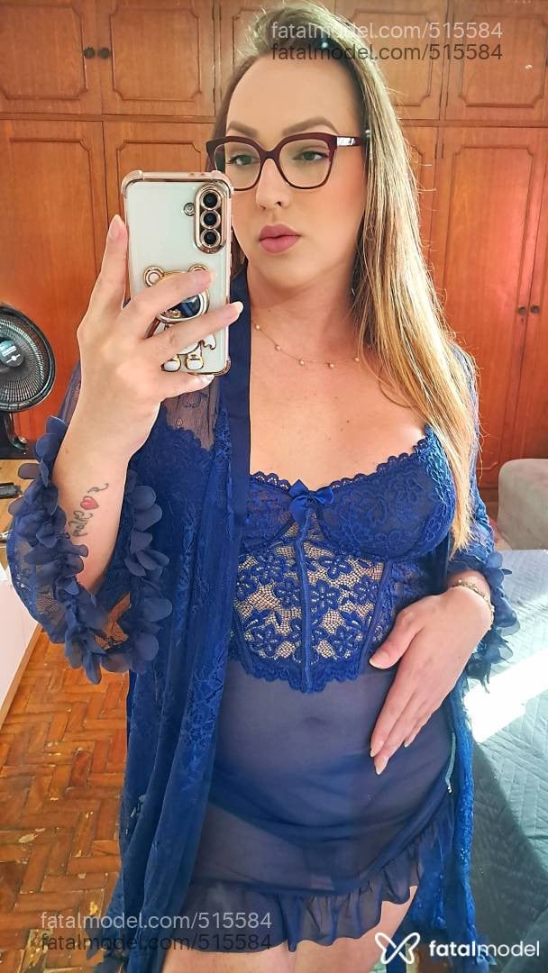 Acompanhante mulher trans loira (o) de olhos castanhos em Olímpia - Natalie