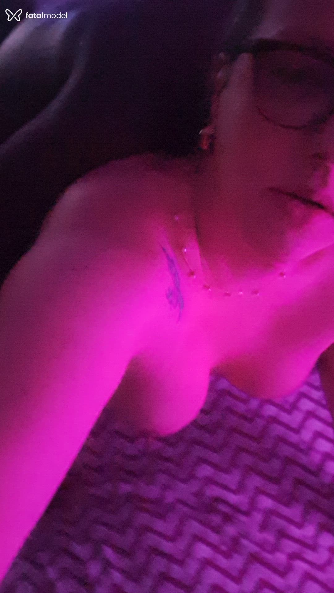 Acompanhante mulher trans loira (o) de olhos castanhos - Natalie Acompanhante mulher trans loira (o) de olhos castanhos - Natalie