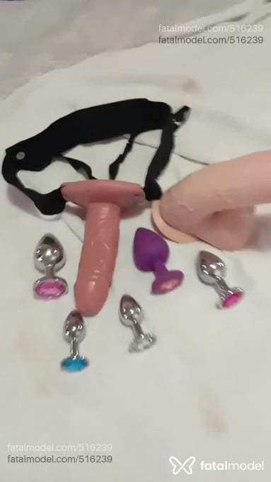 Acompanhante mulher trans ruiva (o) de olhos castanhos em Tubarão - Manuela