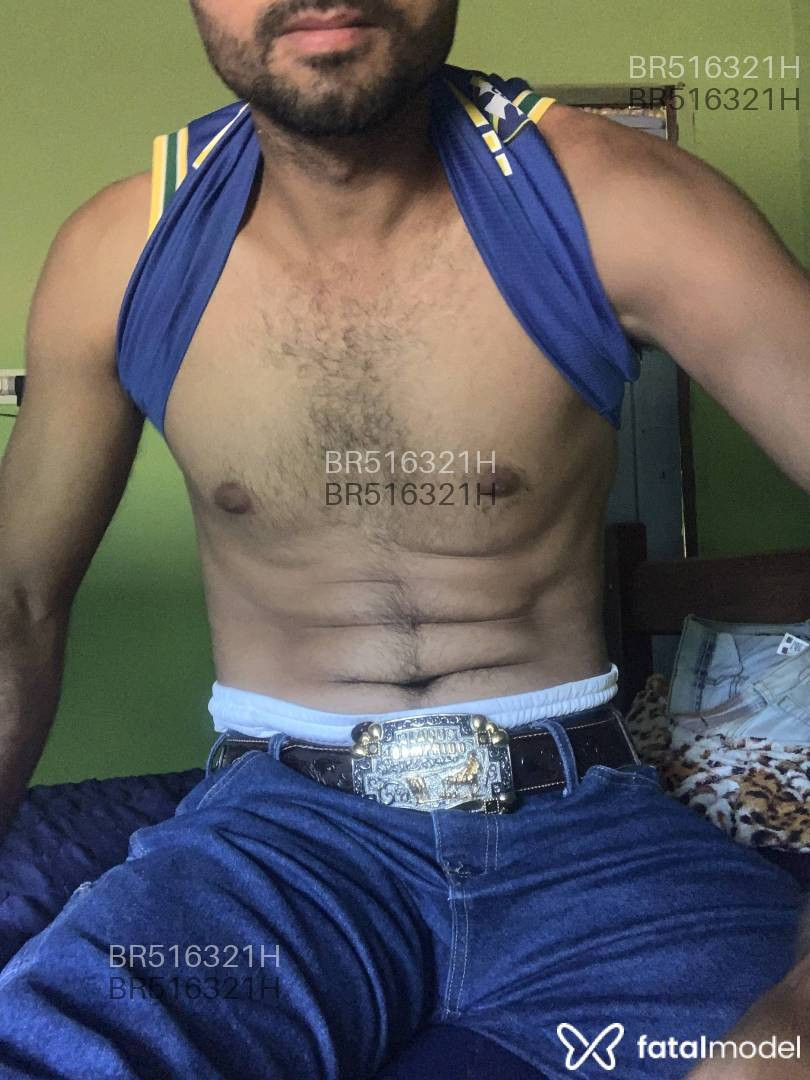 Acompanhante homem morena (o) de olhos castanhos - Siel Lim Acompanhante homem morena (o) de olhos castanhos - Siel Lim
