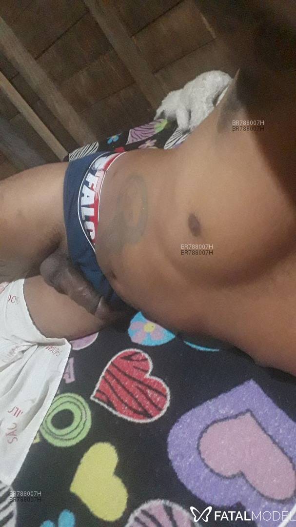 Acompanhante homem morena (o) de olhos castanhos em Macapá Acompanhante homem morena (o) de olhos castanhos em Macapá - Jhonatan kadory