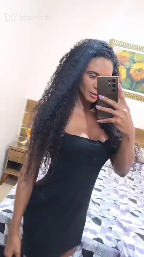 Acompanhante mulher trans morena (o) de olhos pretos em Palmas Acompanhante mulher trans morena (o) de olhos pretos em Palmas - ÁGATHA BELLINI