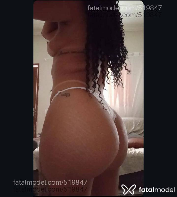 Acompanhante mulher morena (o) de olhos castanhos - Rayssa