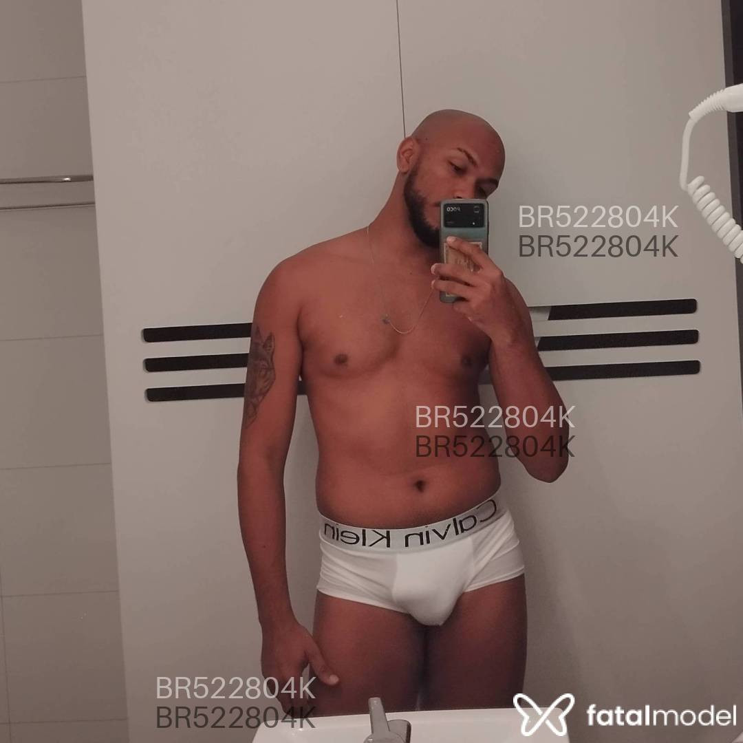 Acompanhante homem morena (o) de olhos pretos em Cuiabá Acompanhante homem morena (o) de olhos pretos em Cuiabá - BAIANO