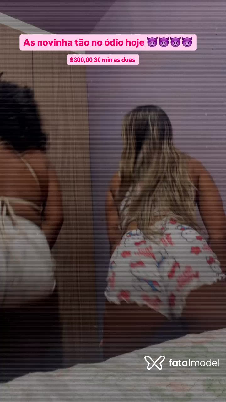 Acompanhante mulher com cabelo castanho de olhos mel - Novinhaaa