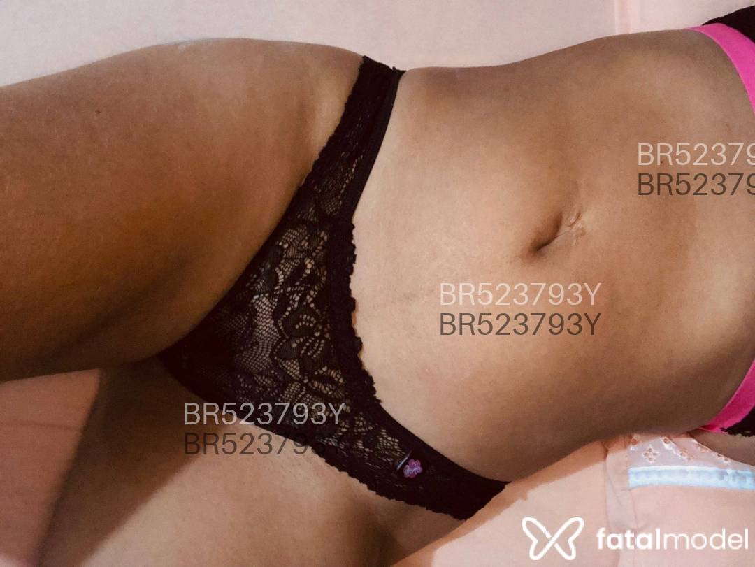 Acompanhante mulher morena (o) de olhos castanhos em São Mateus - Karina