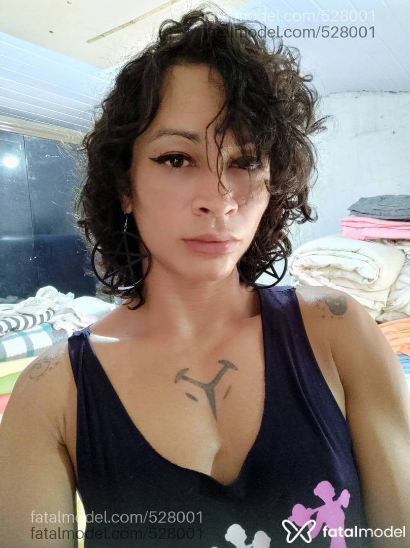 Acompanhante mulher trans morena (o) de olhos castanhos em Porto Alegre - Aradia