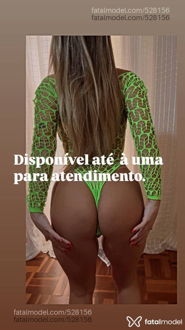 Acompanhante mulher loira (o) de olhos castanhos - Jessica