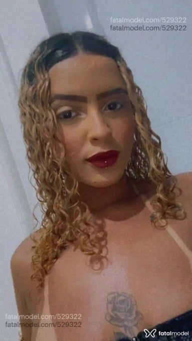 Acompanhante mulher loira (o) de olhos castanhos em Guarapari - Lunna tavares