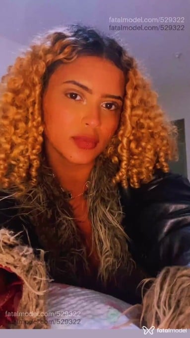 Acompanhante mulher loira (o) de olhos castanhos em Guarapari - Lunna tavares
