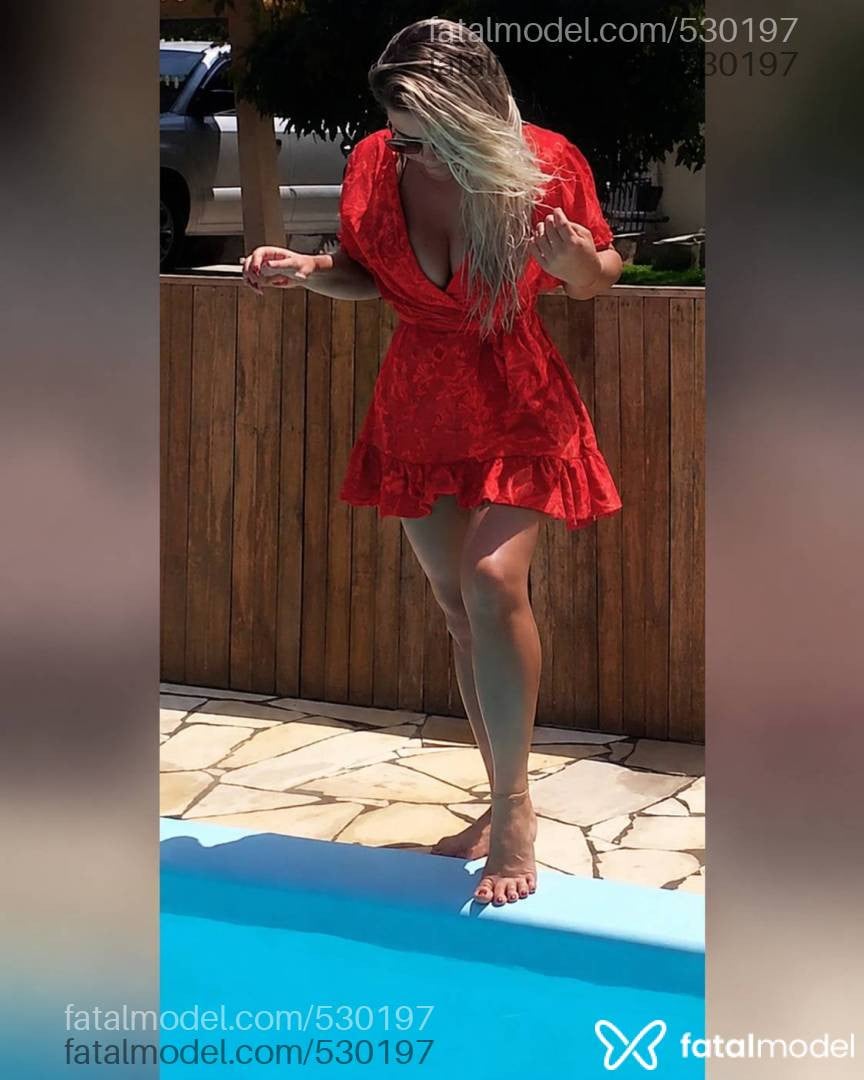 Acompanhante mulher loira (o) de olhos verdes - MARIAH Acompanhante mulher loira (o) de olhos verdes - MARIAH