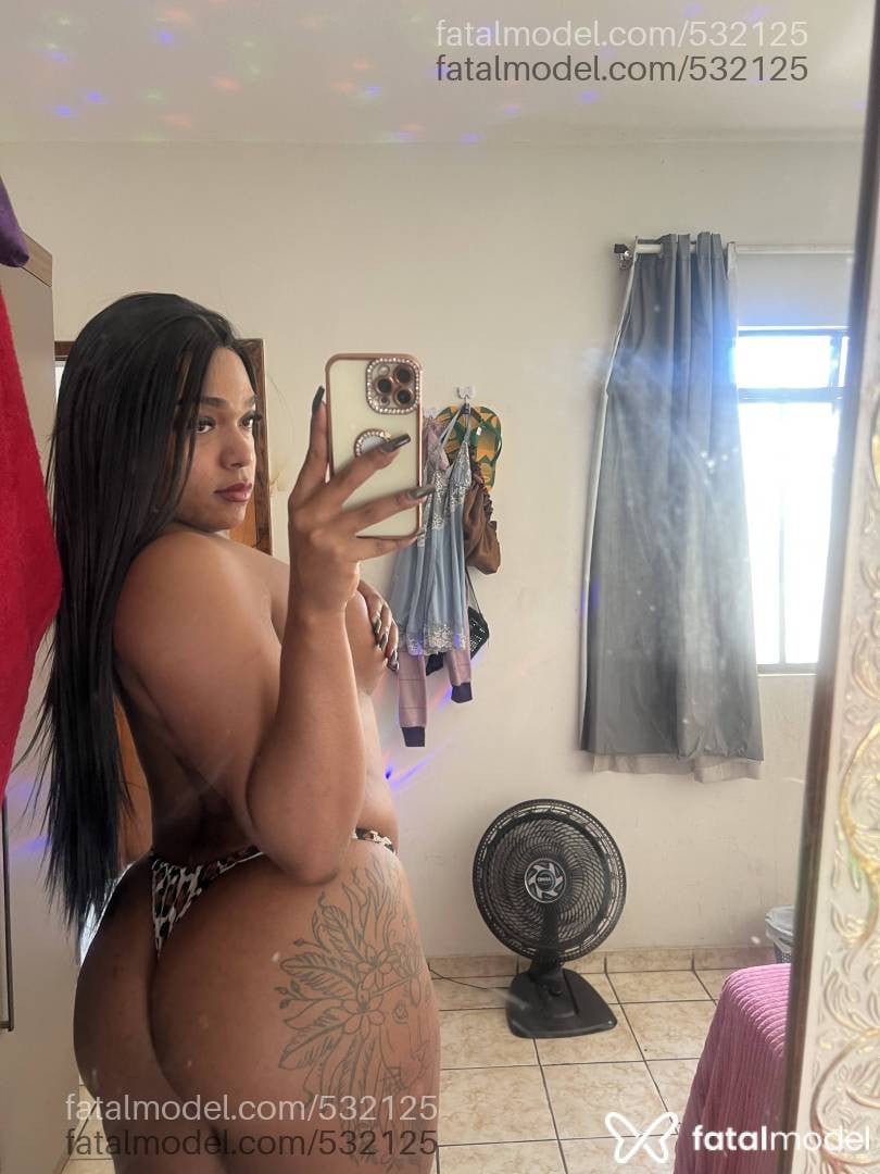 Acompanhante travesti morena (o) de olhos castanhos - Stefane