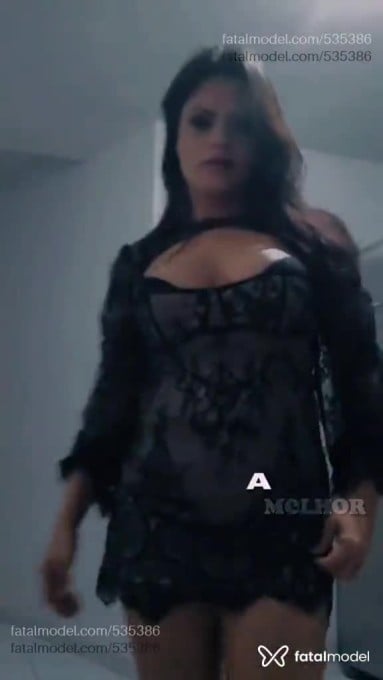Acompanhante mulher morena (o) de olhos castanhos - Viviane guedes Acompanhante mulher morena (o) de olhos castanhos - Viviane guedes