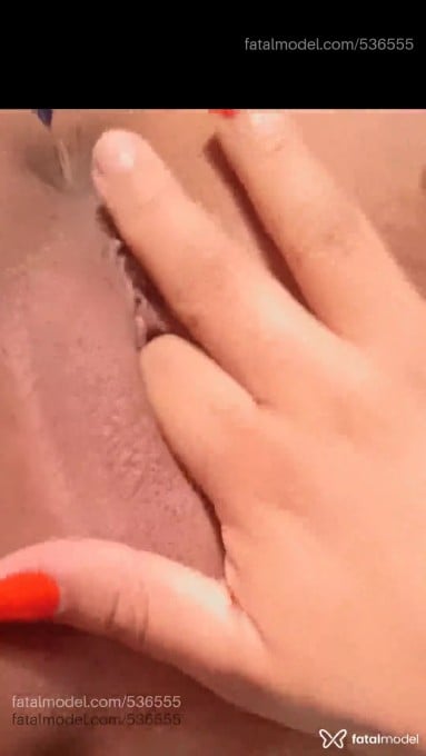 Acompanhante mulher com cabelo castanho de olhos pretos em Limeira - Erica