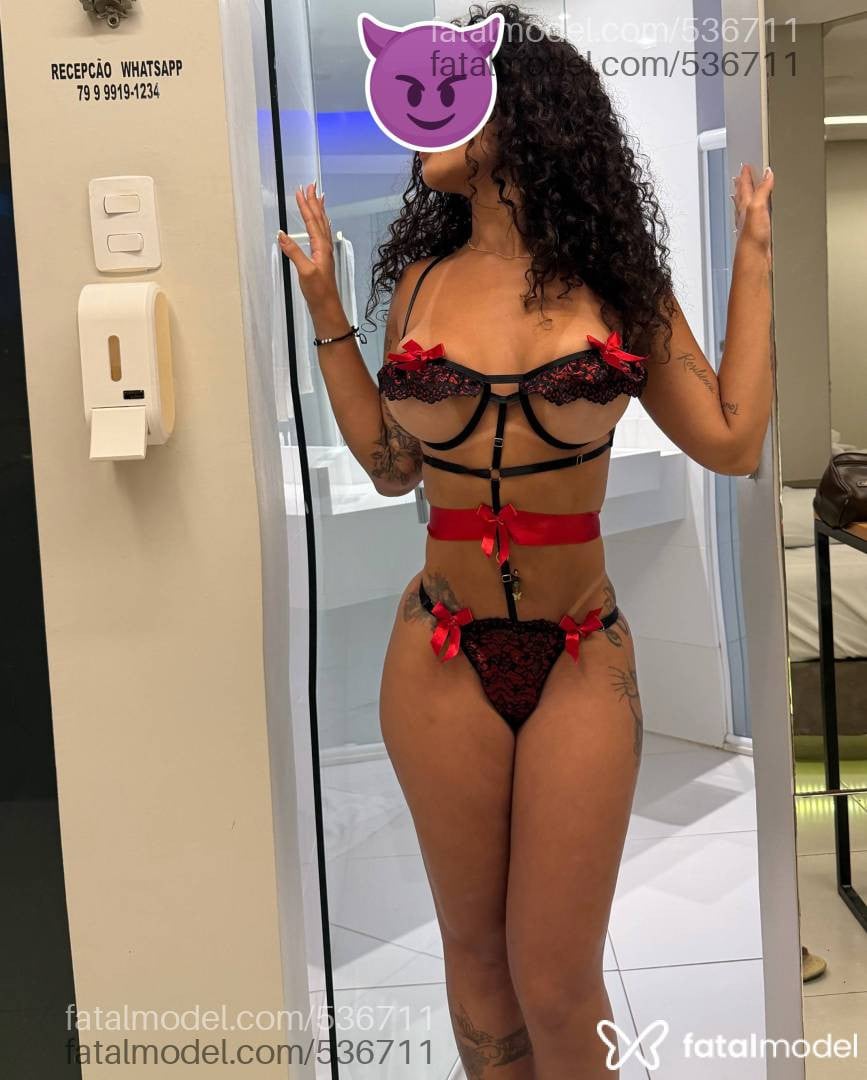 Acompanhante mulher morena (o) de olhos pretos em Aracaju Acompanhante mulher morena (o) de olhos pretos em Aracaju - Katy