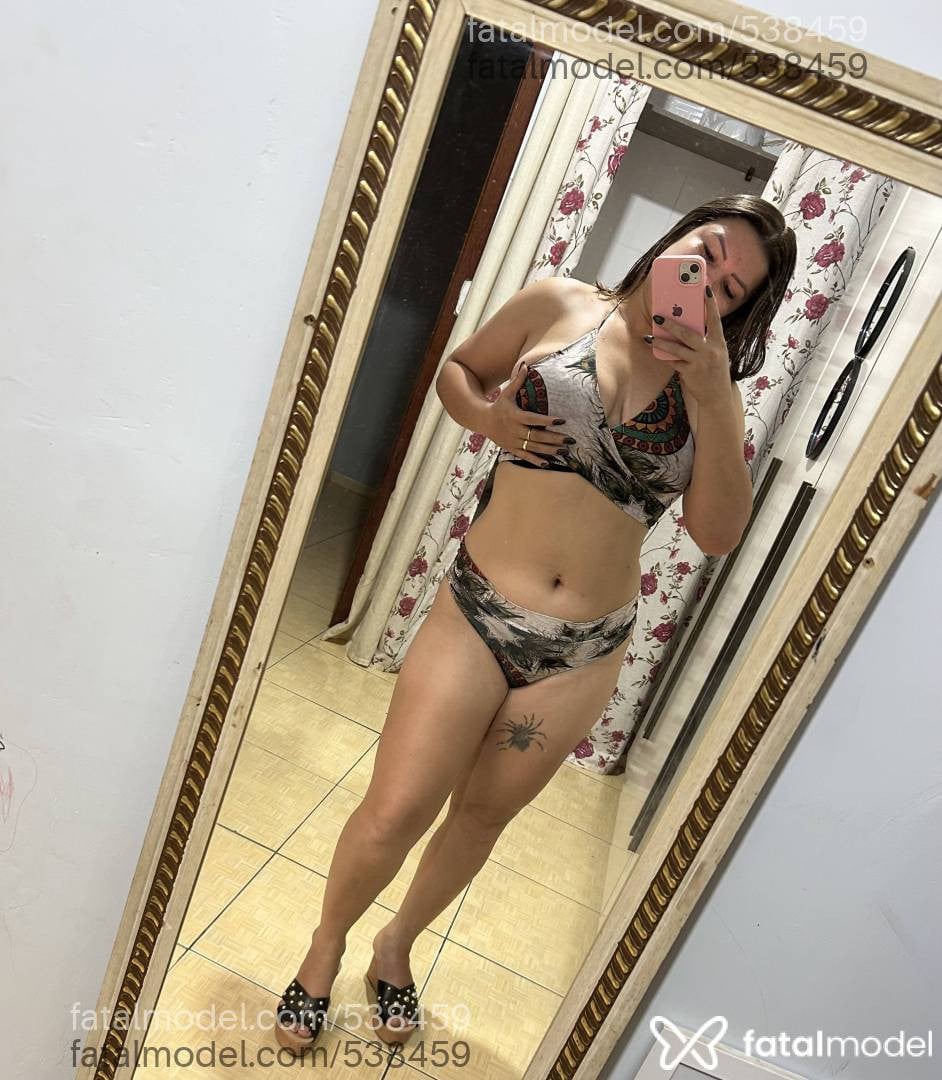 Acompanhante mulher com cabelo castanho de olhos castanhos em Ariquemes Acompanhante mulher com cabelo castanho de olhos castanhos em Ariquemes - Beatriz sampaio