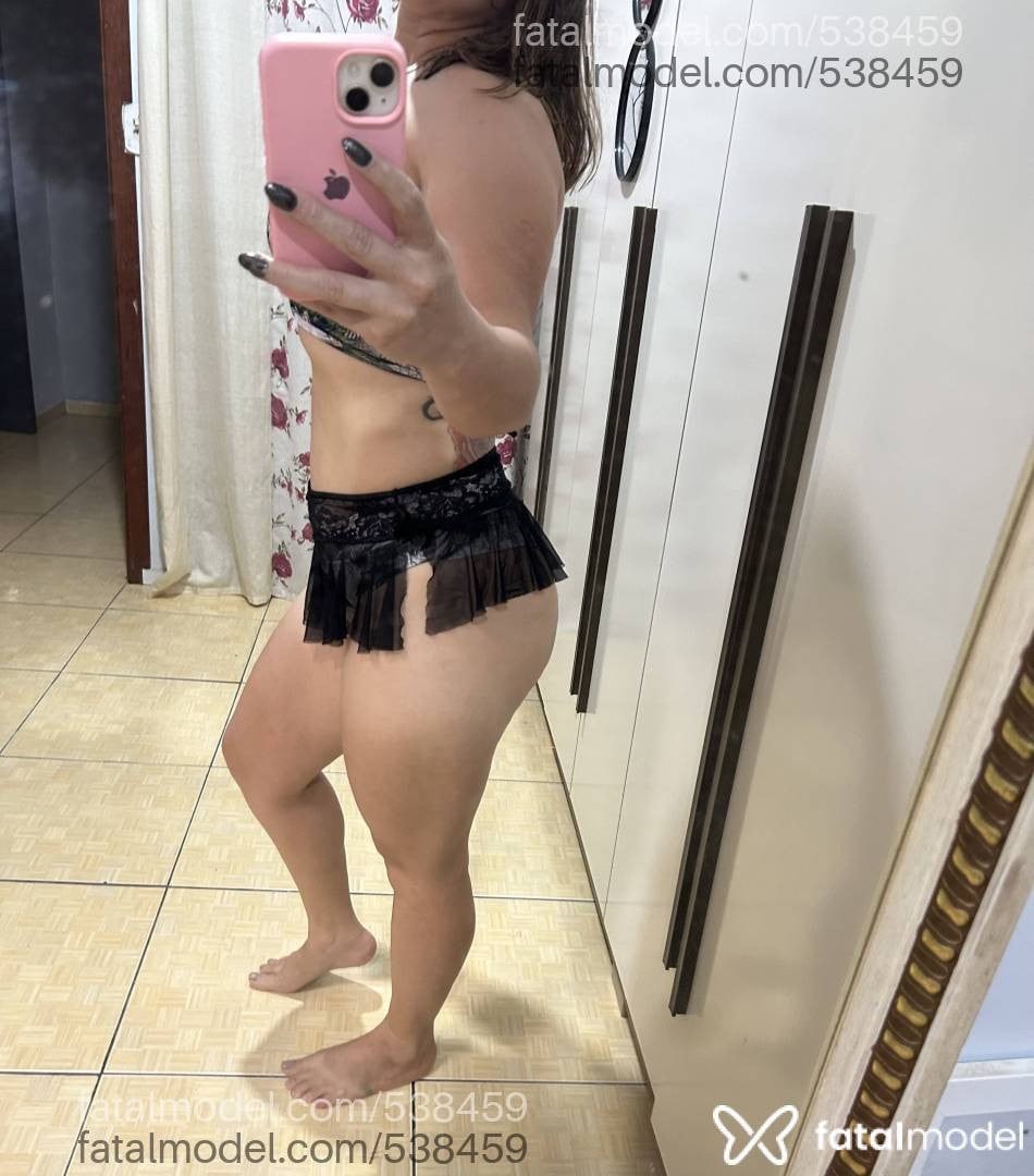 Acompanhante mulher com cabelo castanho de olhos castanhos em Ariquemes Acompanhante mulher com cabelo castanho de olhos castanhos em Ariquemes - Beatriz sampaio