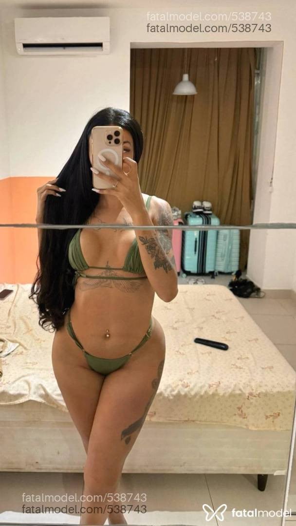 Acompanhante travesti morena (o) de olhos castanhos - Kamilla brito