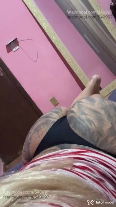 Acompanhante travesti loira (o) de olhos castanhos em Montes Claros - Vick