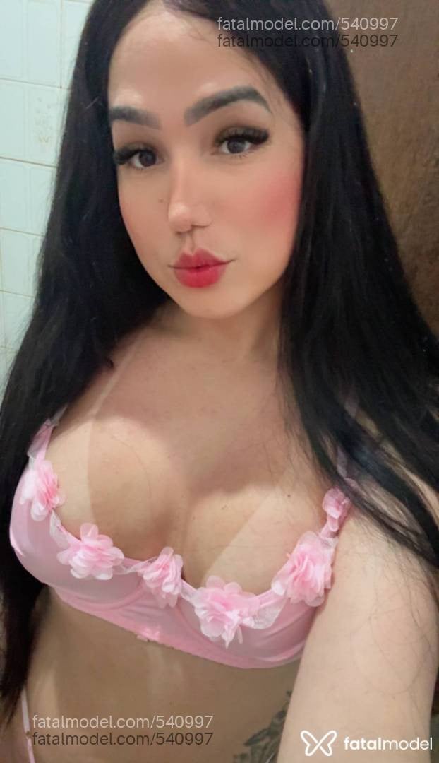 Acompanhante travesti loira (o) de olhos castanhos - Vick