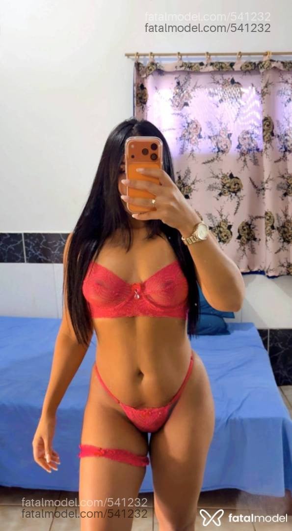 Acompanhante mulher morena (o) de olhos pretos - Juliana Alves