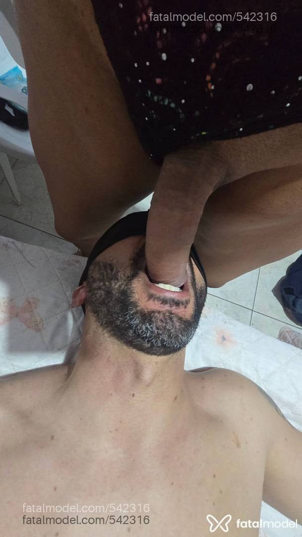 Acompanhante travesti loira (o) de olhos castanhos - Daniela