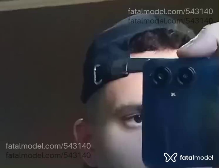 Acompanhante homem com cabelo castanho de olhos castanhos em São Paulo - HÉTERO