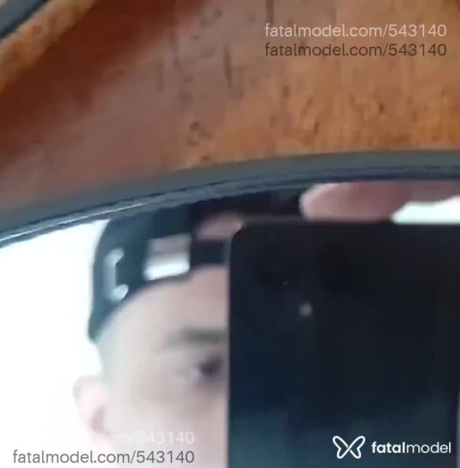 Acompanhante homem com cabelo castanho de olhos castanhos em São Paulo - HÉTERO