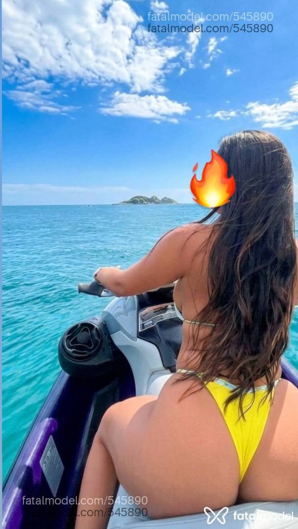 Acompanhante mulher morena (o) de olhos castanhos - Laura Laux