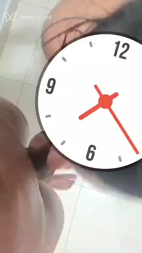 Acompanhante mulher com cabelo castanho de olhos castanhos - Laura Gama