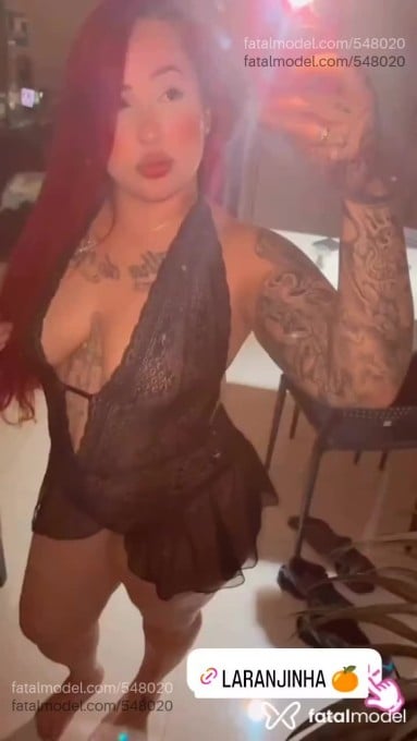 Acompanhante mulher ruiva (o) de olhos mel em Uberlândia - Monik Oliver