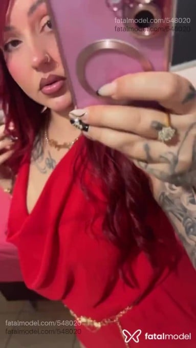 Acompanhante mulher ruiva (o) de olhos mel em Uberlândia - Monik Oliver
