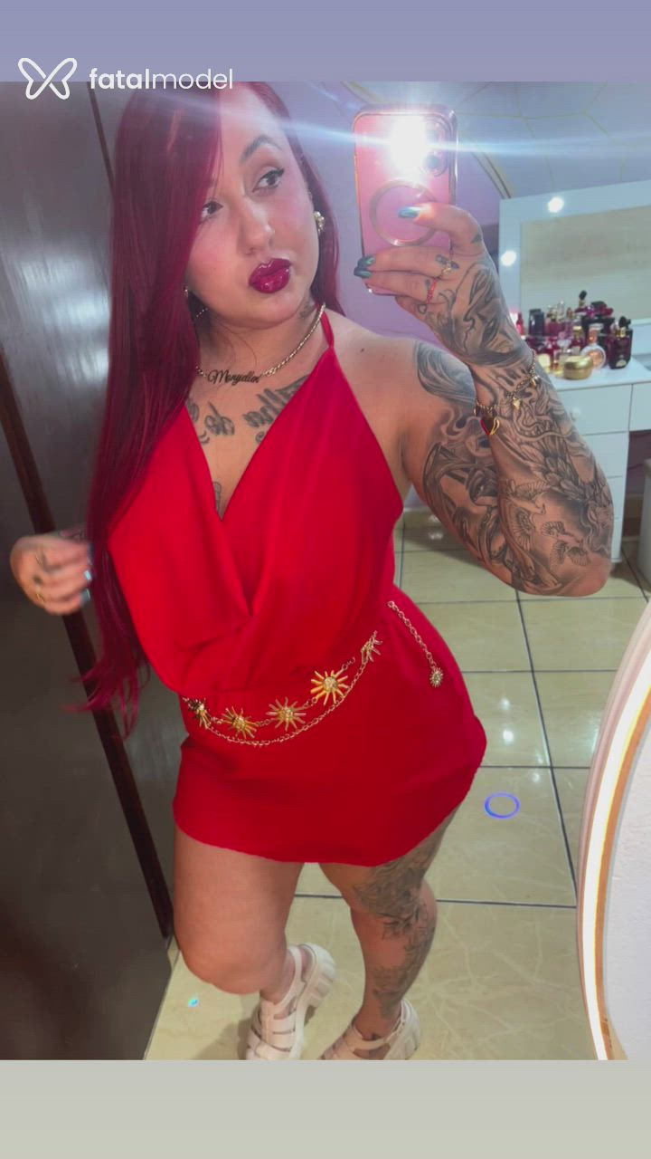 Acompanhante mulher ruiva (o) de olhos mel - Monik Oliver