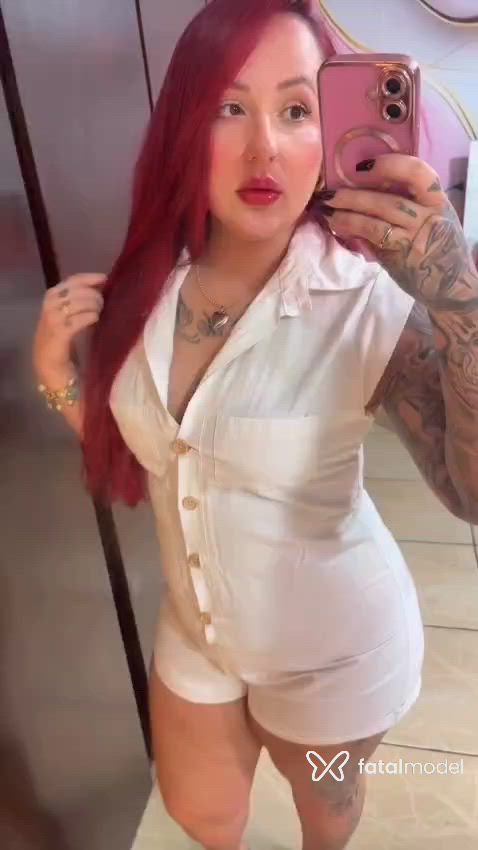Acompanhante mulher ruiva (o) de olhos mel - Monik Oliver
