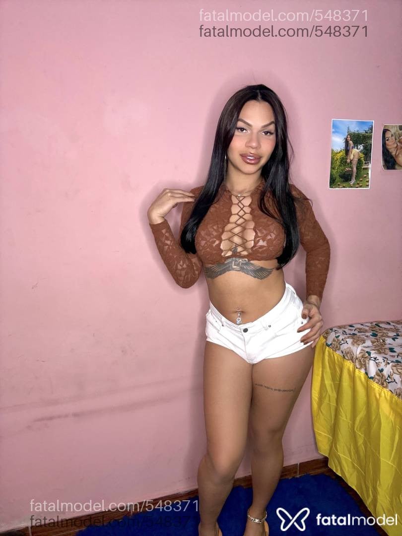 Acompanhante mulher trans morena (o) de olhos castanhos em Divinópolis - Rebecca Taináh