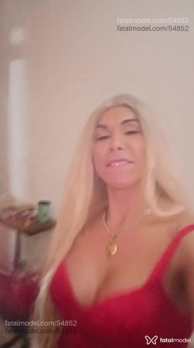 Acompanhante travesti loira (o) de olhos verdes em Bagé - Priscyladominatrix